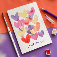 <strong>Verwendete Materialien:</strong>
<br /><br /> Valentinstag Karte mit Schmincke Blooming Spring, Pentel Mattehop, Kartenset Watercolor